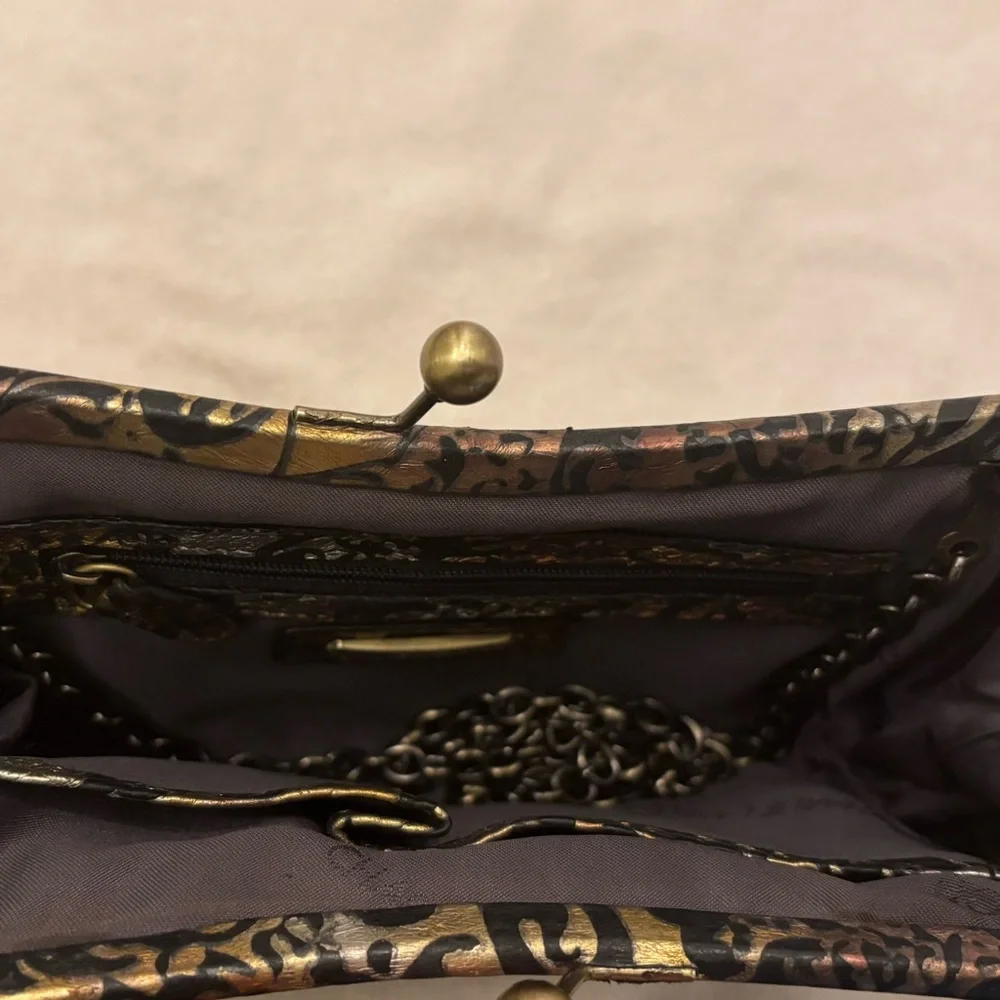 Charlie Lapson embossed brocade purse - Picture 10 of 11